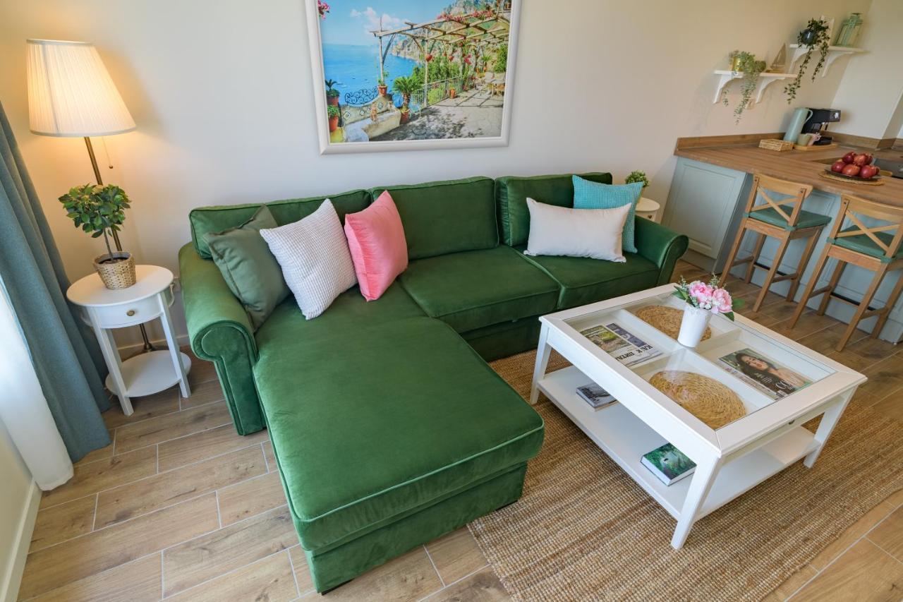 Apartment A'More Saints Constantine and Helena ภายนอก รูปภาพ